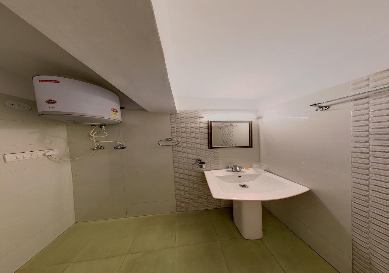 מוסורי Hotel Kahkashan מראה חיצוני תמונה
